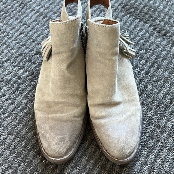 Born Monikah Booties - Picture 4 of 12